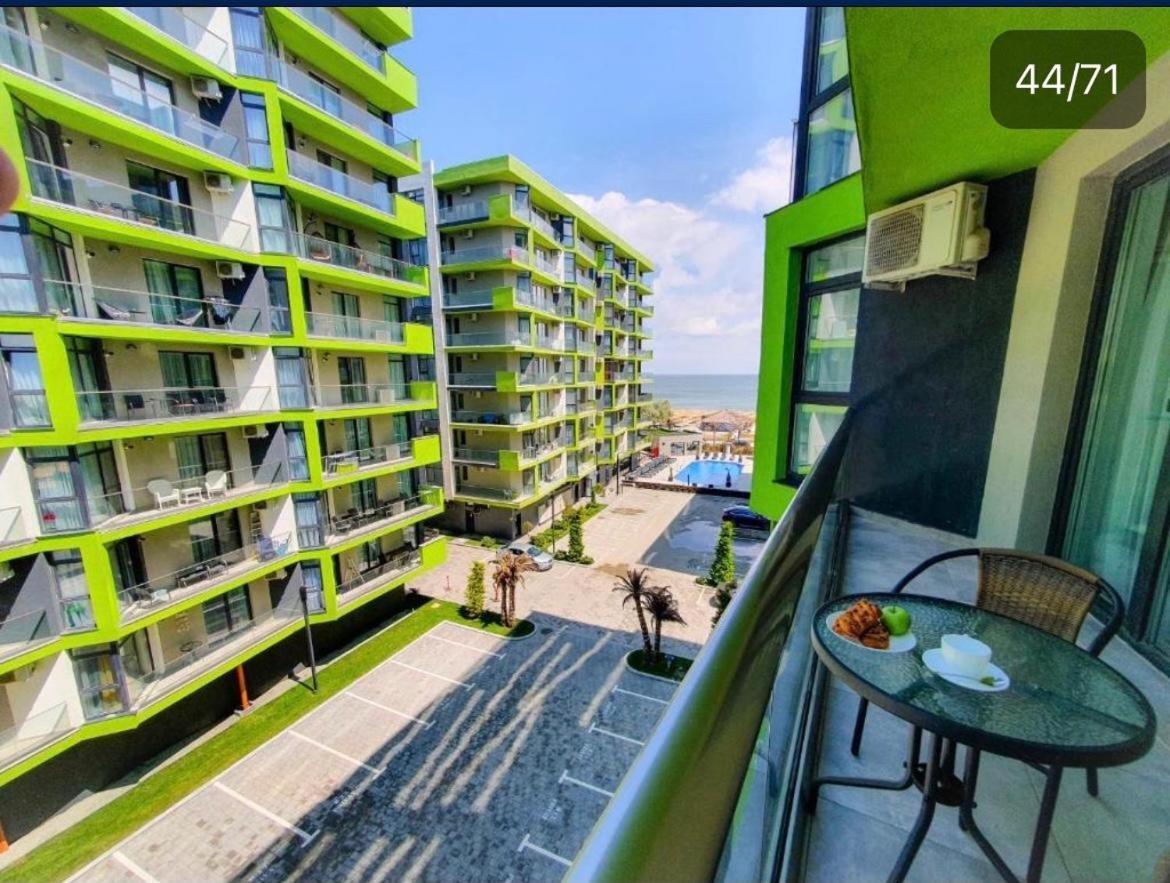 Bea Apartament On The Beach -Mamaia Nord Năvodari Buitenkant foto